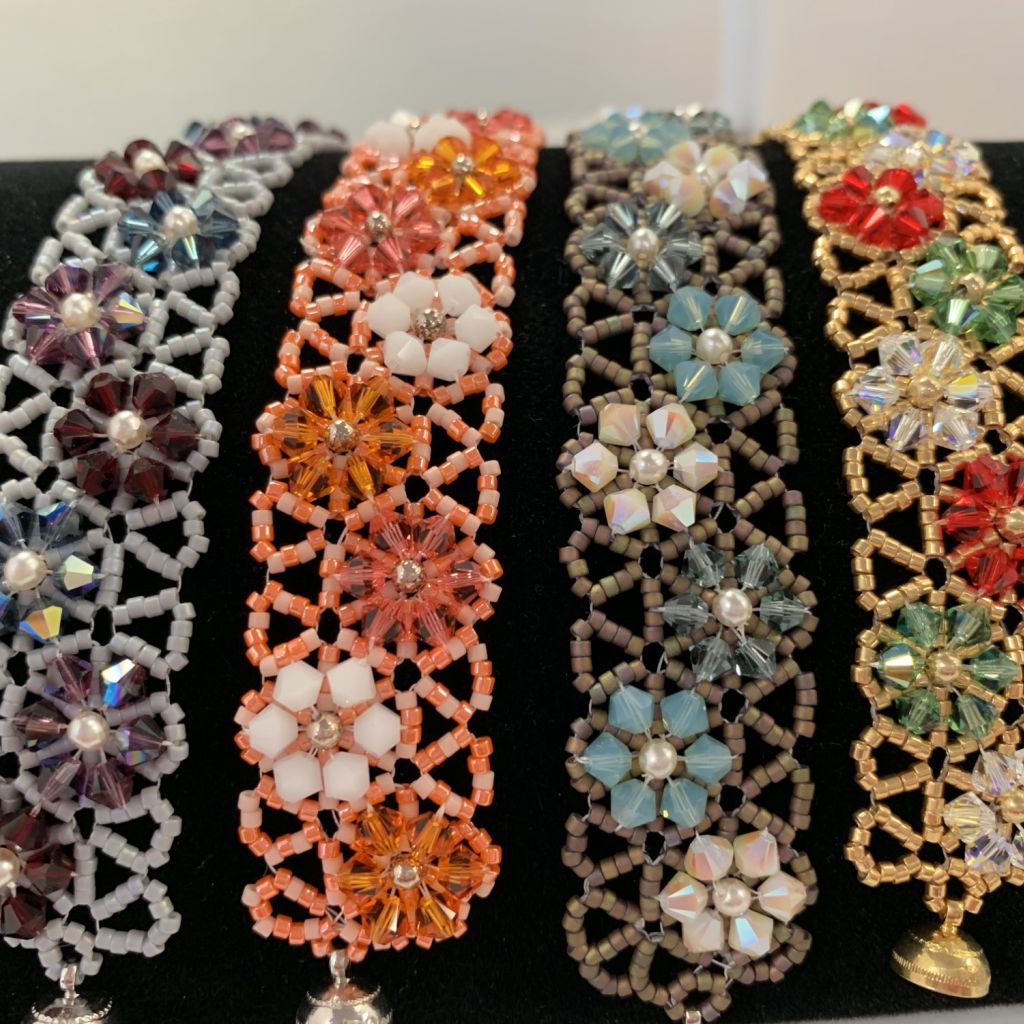 Classes Knot Awl Beads